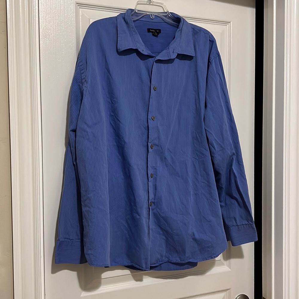 Van Heusen LS Button Down Dress Shirt